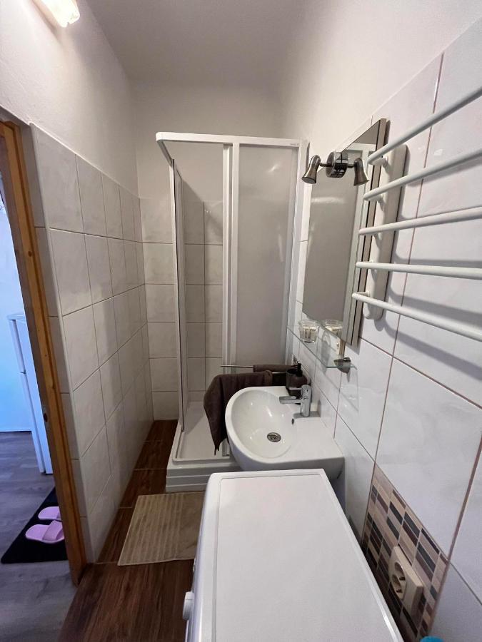 Varfal-Lak Apartman Σόπρον Εξωτερικό φωτογραφία