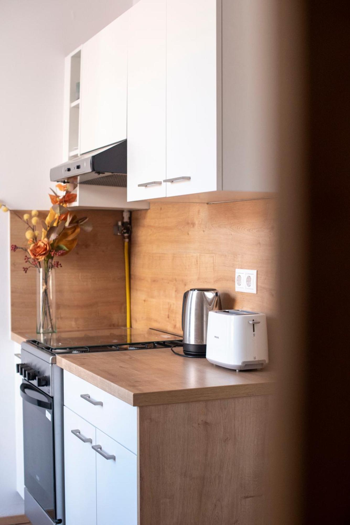Varfal-Lak Apartman Σόπρον Εξωτερικό φωτογραφία